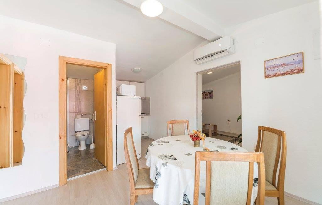 Apartmani Prpic Vir Luaran gambar