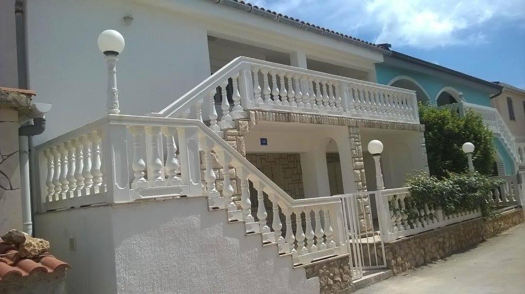 Apartmani Prpic Vir Luaran gambar