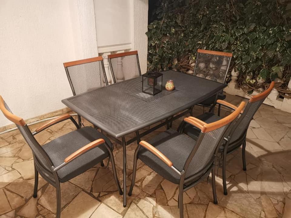 Apartmani Prpic Vir Luaran gambar
